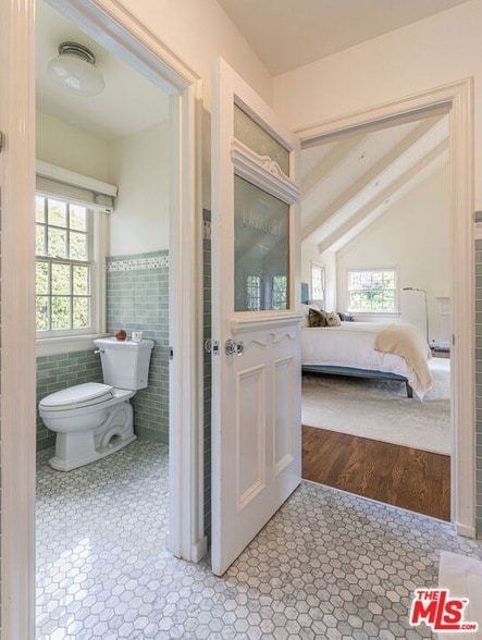 Building Photo - 226 Palisades Ave