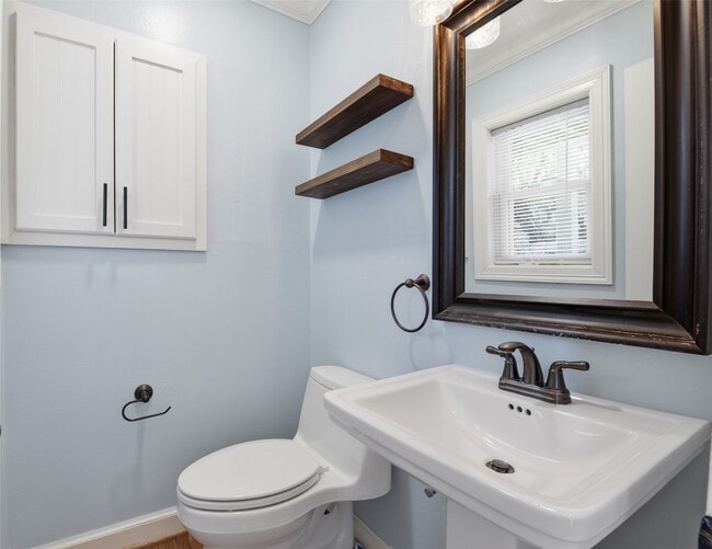 Building Photo - 2019 Brimberry St