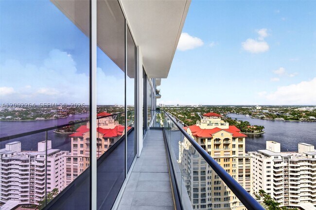 Building Photo - 153 N Seabreeze Blvd