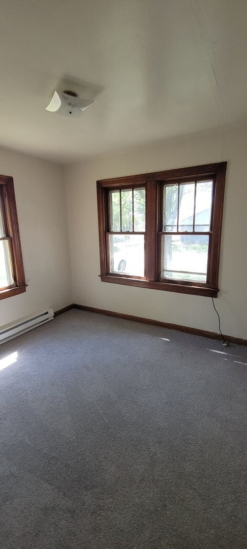 Building Photo - 2 BEDROOM 1 BATHROOM HOUSE FOR RENT