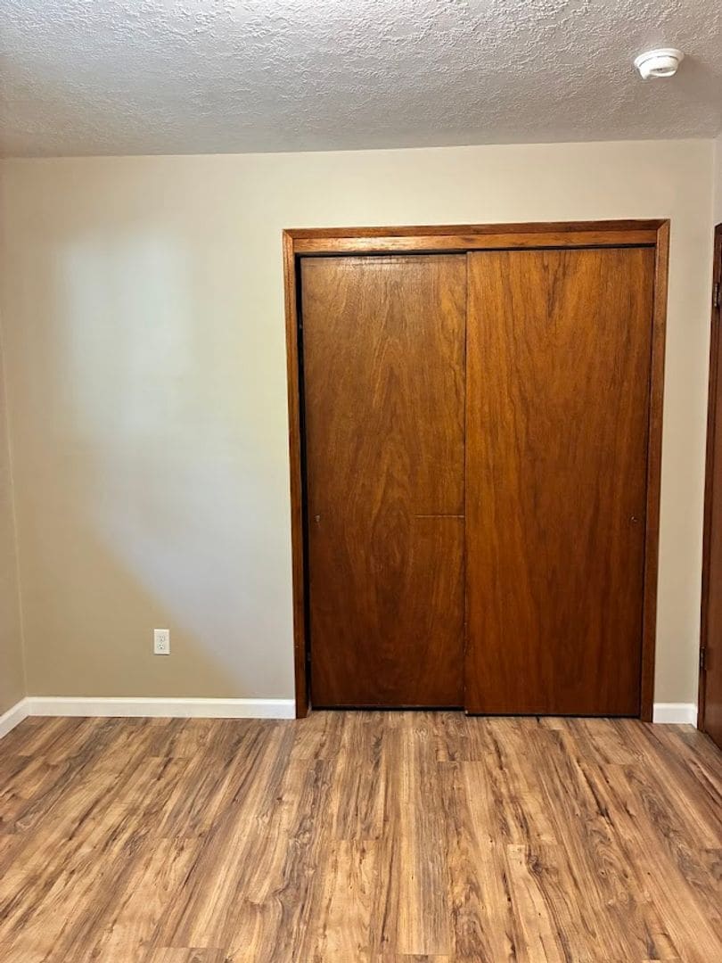 Building Photo - 4122-4130 SE Howe St