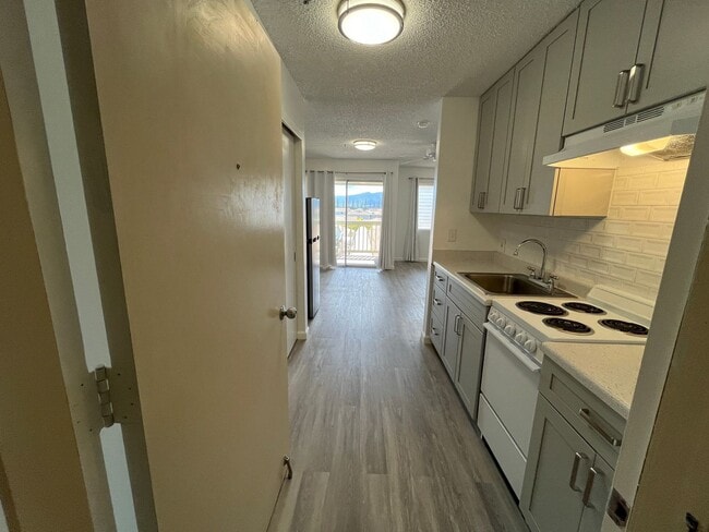 Building Photo - Mililani Mauka (Olaloa Retirment Community) - studio, 1 parking