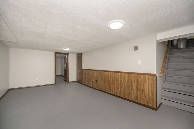 Building Photo - 10446 St Charles Rock Rd