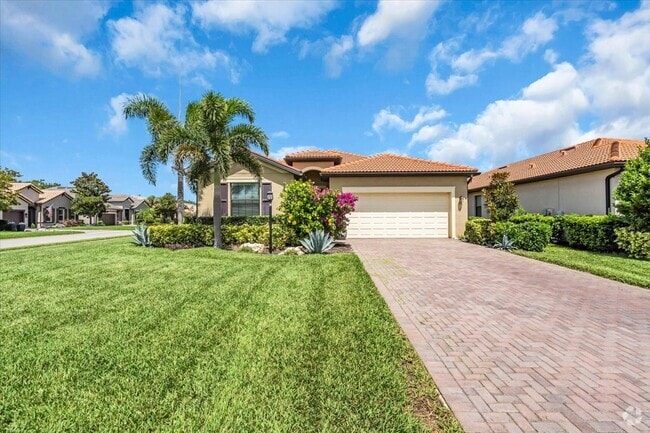 Building Photo - 4602 Royal Dornoch Cir