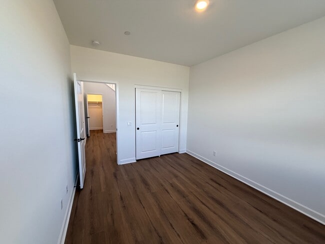 Building Photo - 513 Proton Pl