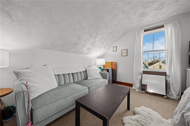 Building Photo - 350 Broadway