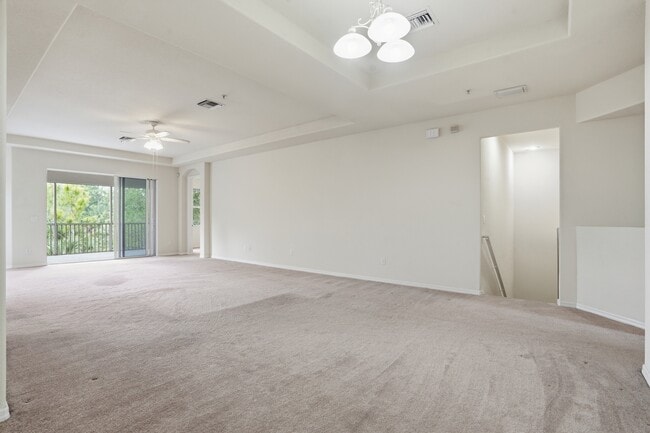 Building Photo - 12854 Carrington Cir