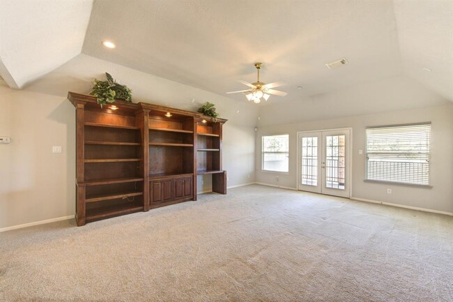 Building Photo - 19230 Canyon Bay Dr
