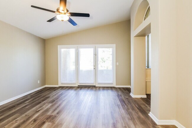 Building Photo - 6772 W Morrow Dr