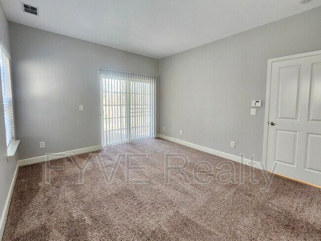 Building Photo - 8441 Callabee Way