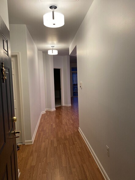 Building Photo - 6481 Cheyenne Dr