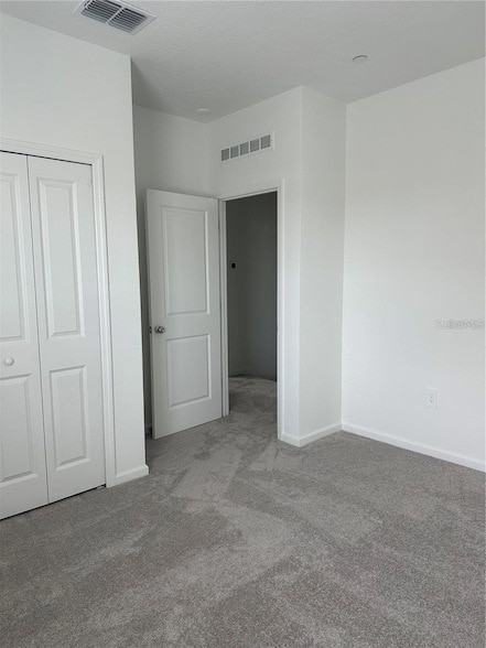 Building Photo - 1987 Stake Out Wy