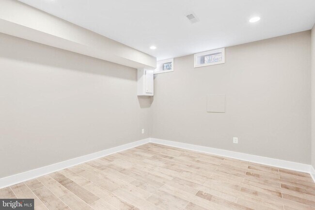 Building Photo - 3129 Fait Ave