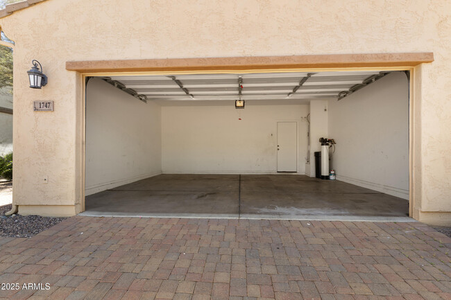 Building Photo - 1747 S Chatsworth