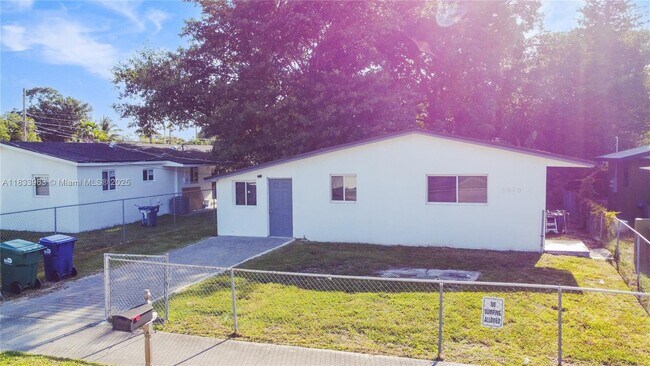 Building Photo - 5510 NW 30th Ave