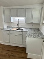 Building Photo - 478 Hevey St