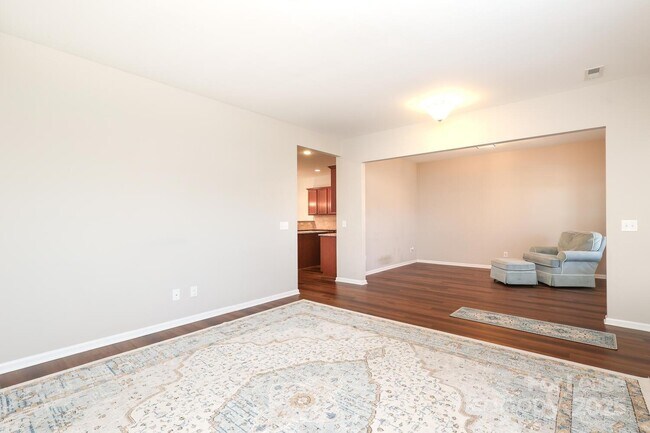 Building Photo - 1516 Sunflower Field Pl