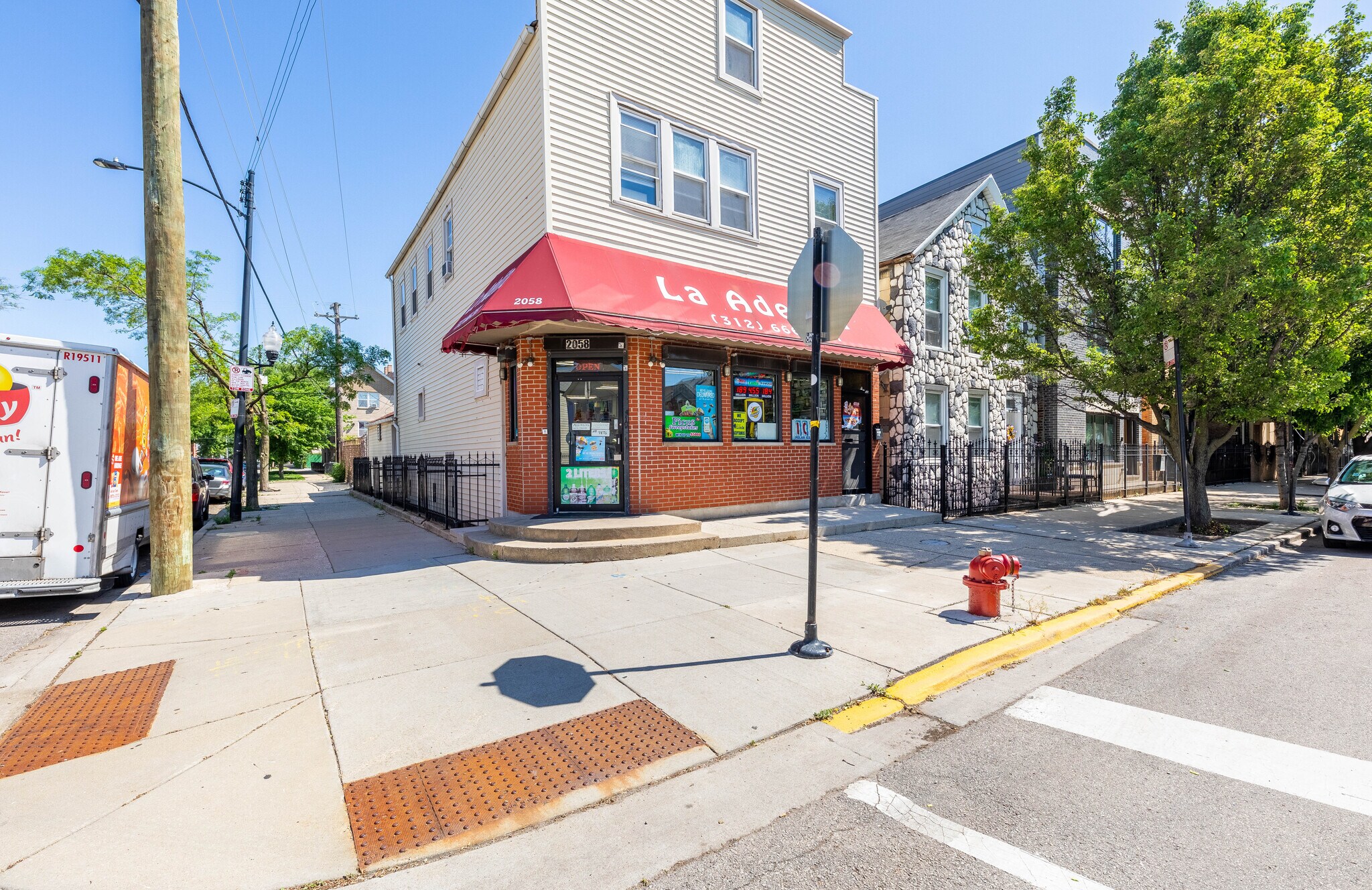 Building Photo - 2058 W 19th St
