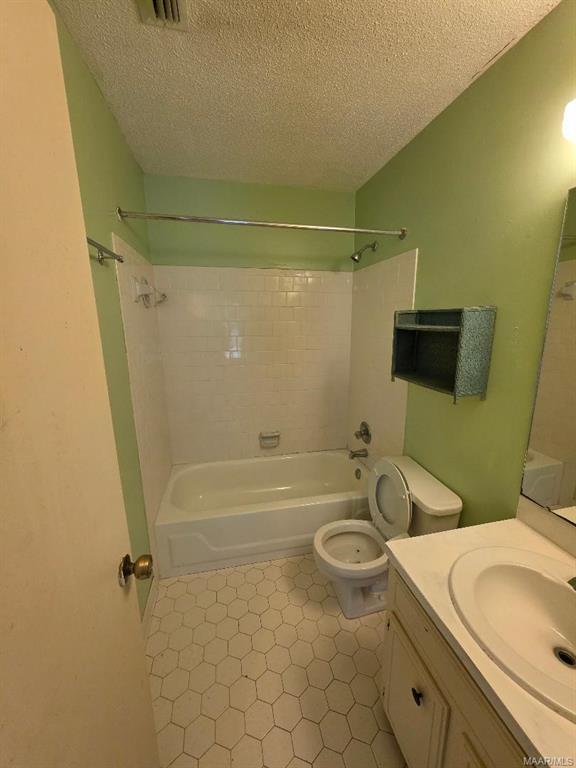 Building Photo - 5978 Carmel Dr