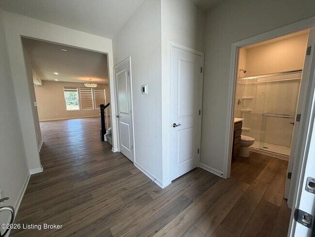 Building Photo - 16800 Asher Ct