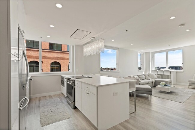 Building Photo - 234 Causeway St