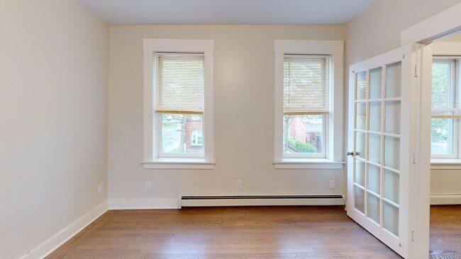 Building Photo - Wooster Sq 2-Bedroom with W/D & Parking