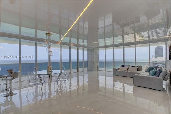 Building Photo - 1830 S Ocean Dr