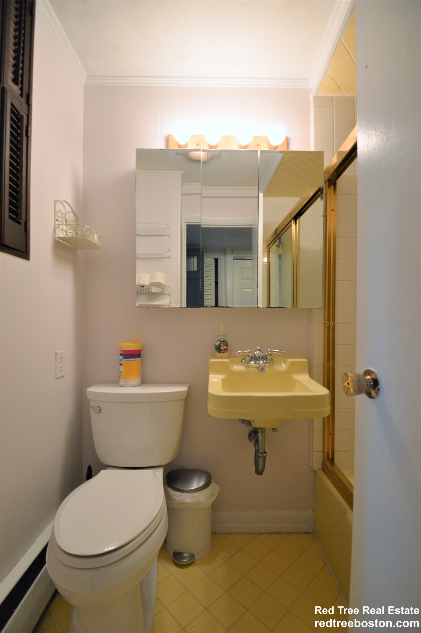 Building Photo - 252 Tappan St