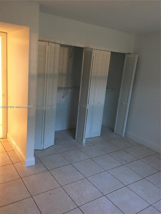 Building Photo - 4431 Treehouse Ln