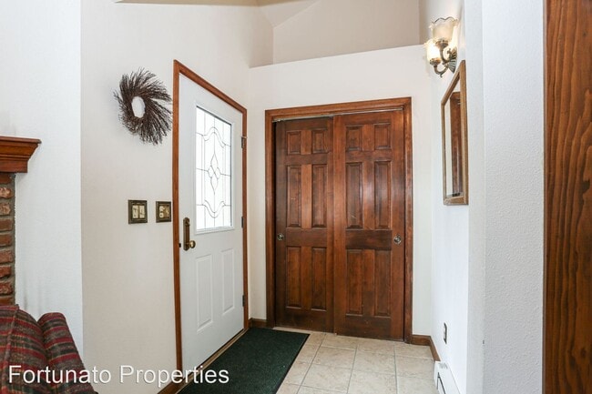 Building Photo - 3 br, 3 bath House - 304 S French St Unit F