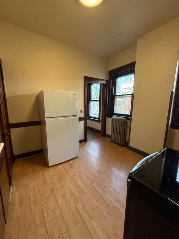 Building Photo - 329 Taylor Ave