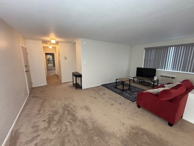 Building Photo - Beautiful Condo for Rent