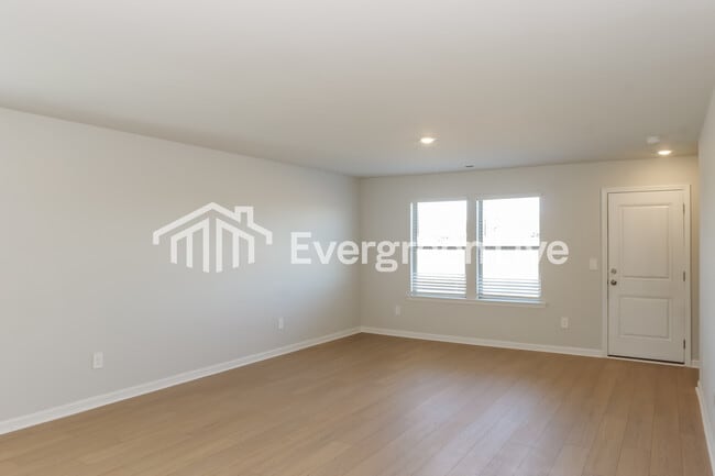 Building Photo - 17773 TIPPER LN