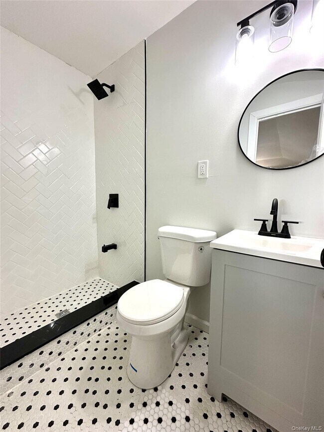 Building Photo - 254-16 Craft Ave