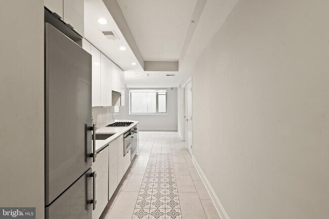 Building Photo - 1311 13th St NW