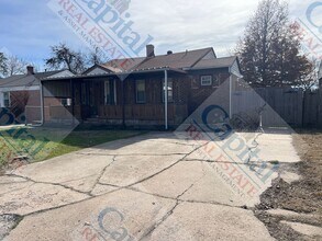 Building Photo - Great 4 Bedroom!!!