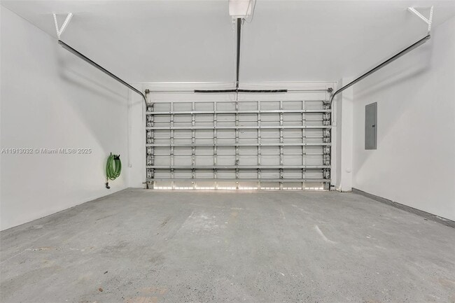 Building Photo - 407 SW 17th St