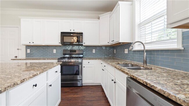 Building Photo - 4835 Silver Leaf Dr