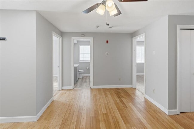 Building Photo - 18 Joseph St