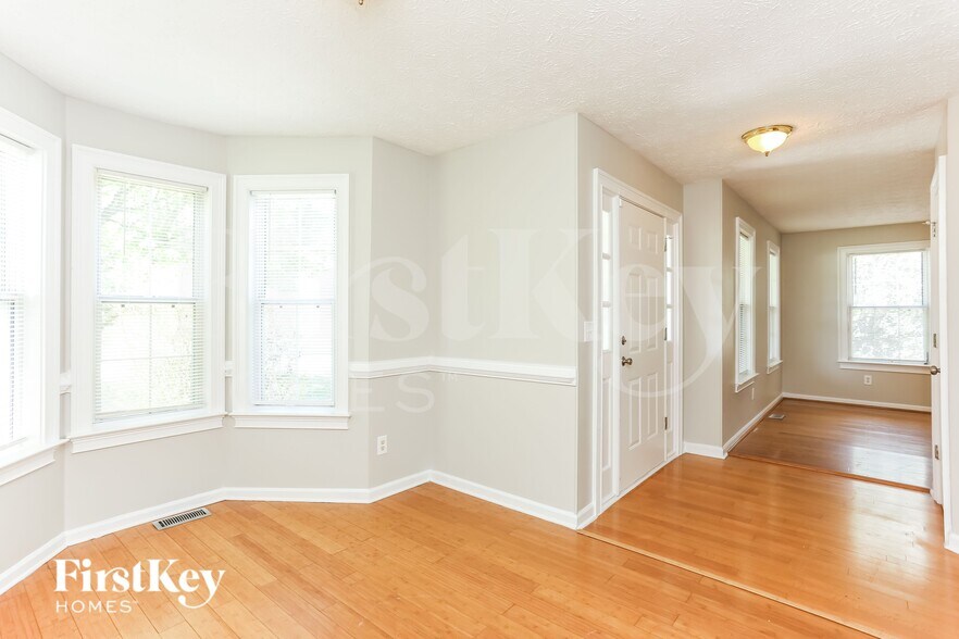 Building Photo - 1270 Summit Point Ln