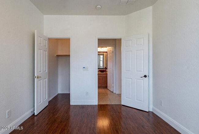 Building Photo - 10625 E Knowles Ave