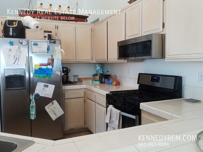Building Photo - 3657 Cocina Ln