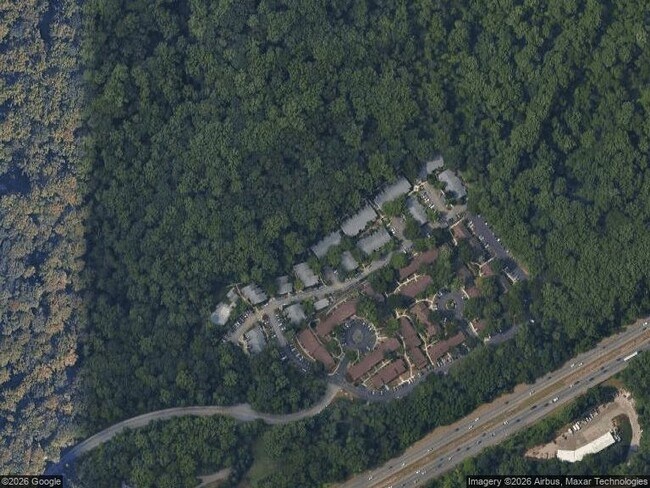 Building Photo - 2900 Monterey Ct