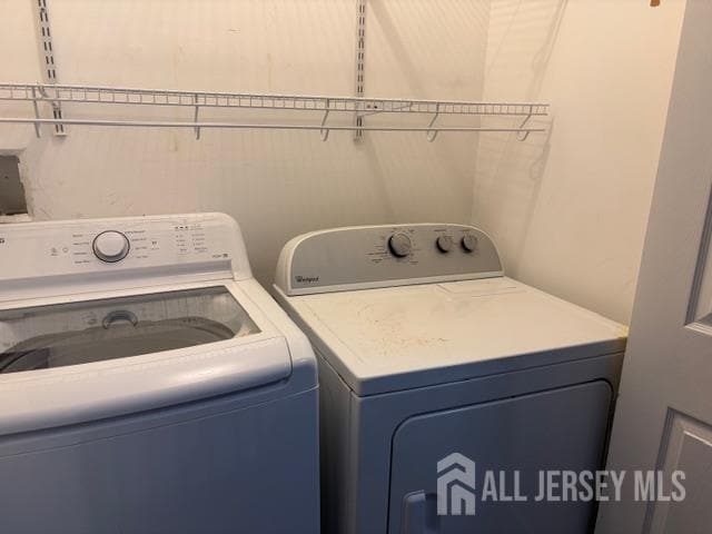 Building Photo - 253 Bromley Pl