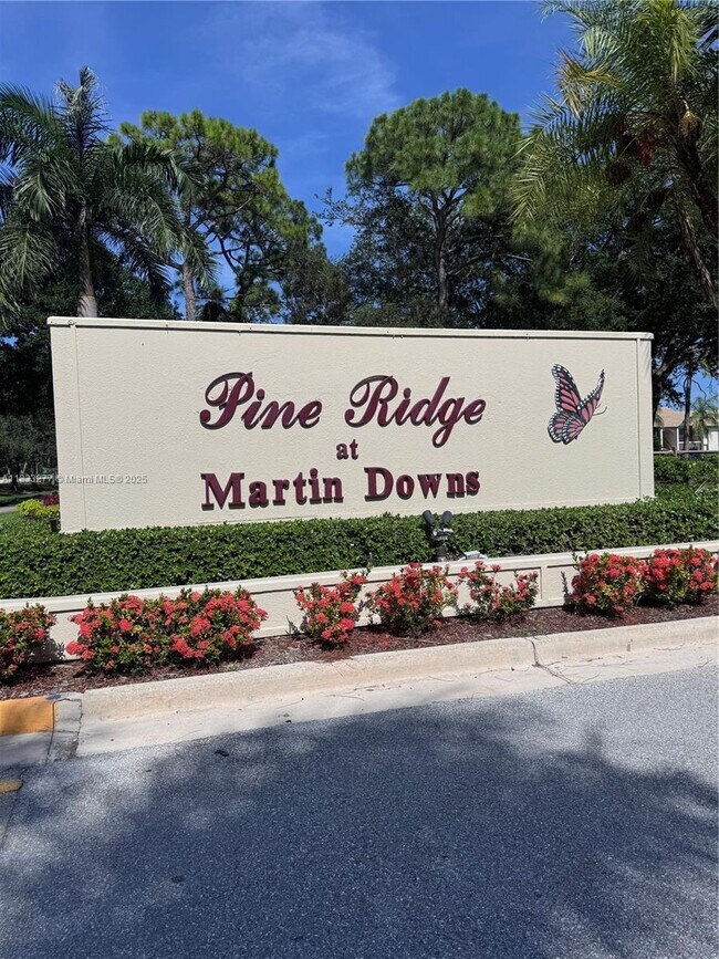 Primary Photo - 2025 SW Silver Pine Way