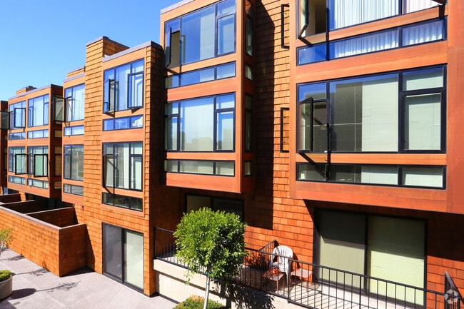 Building Photo - Telegraph Hill