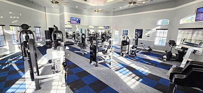 Building Photo - 13929 Fairway Island Dr