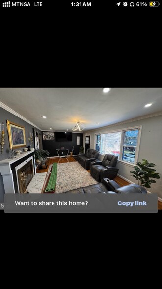 Building Photo - 3419 27th Ave