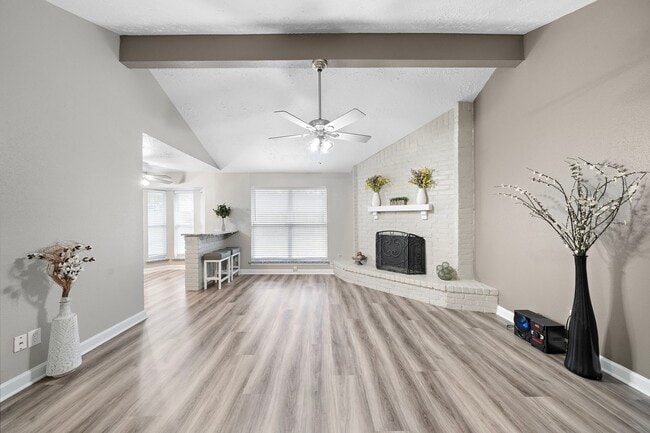 Building Photo - 4526 Sloangate Dr