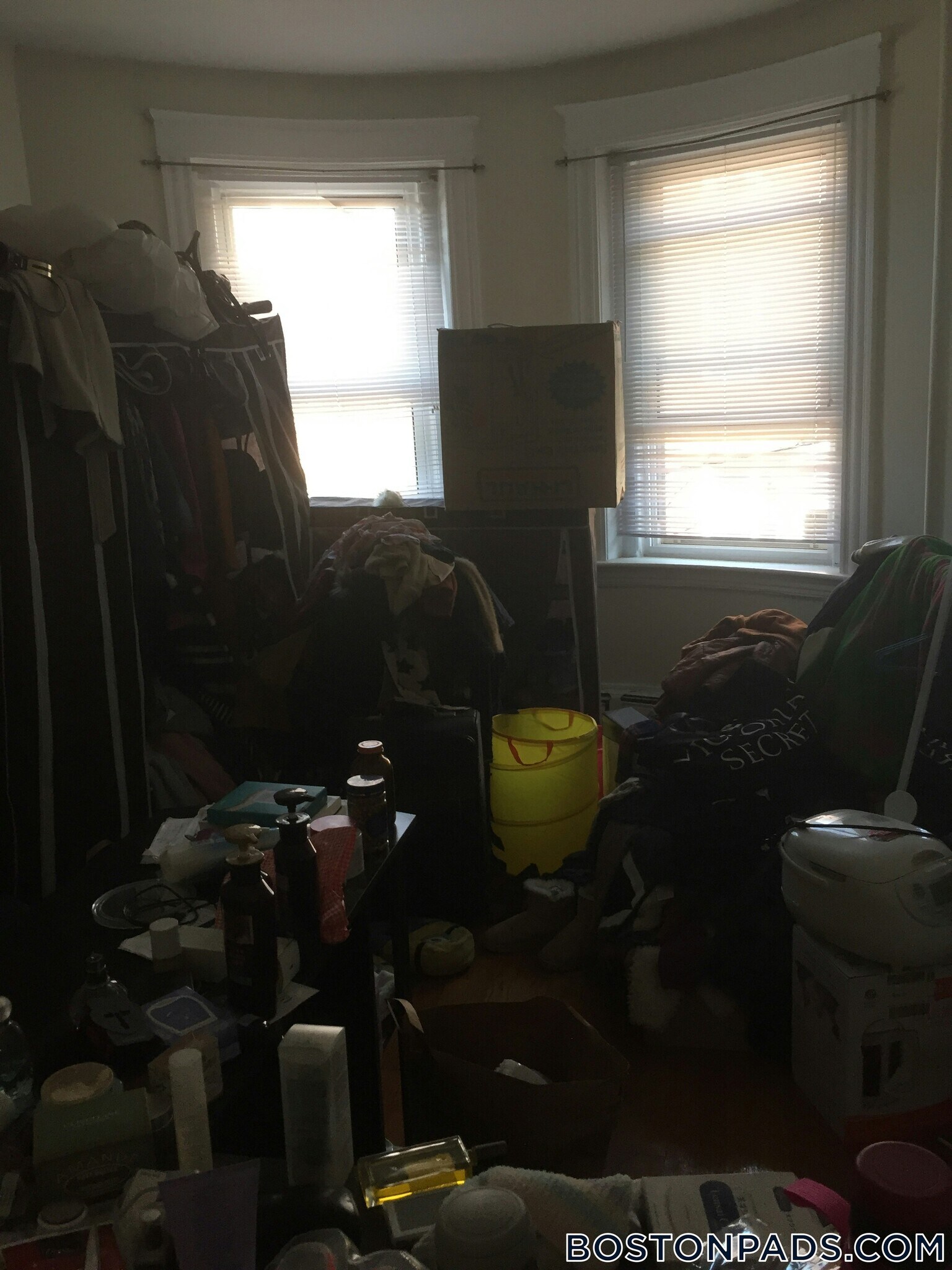 Building Photo - 208 Winthrop Rd